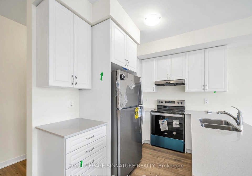 1695-dersan-street-pickering-ontario-e12082509
