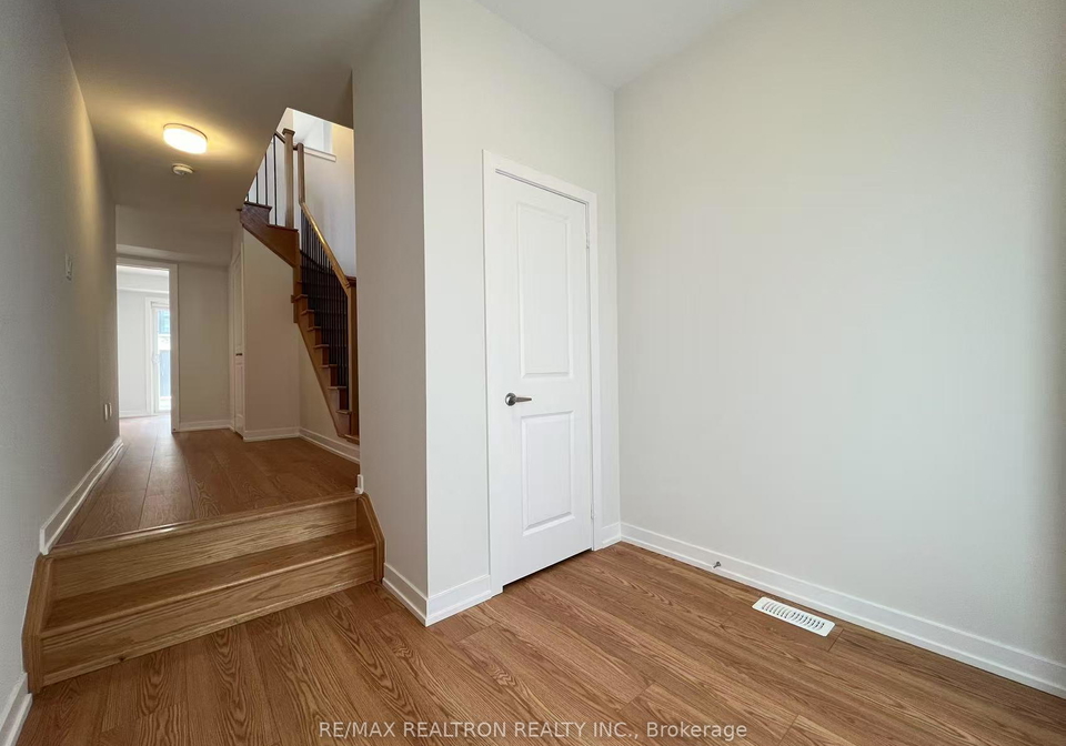 34-danielle-moore-circle-scarborough-ontario-e12082661