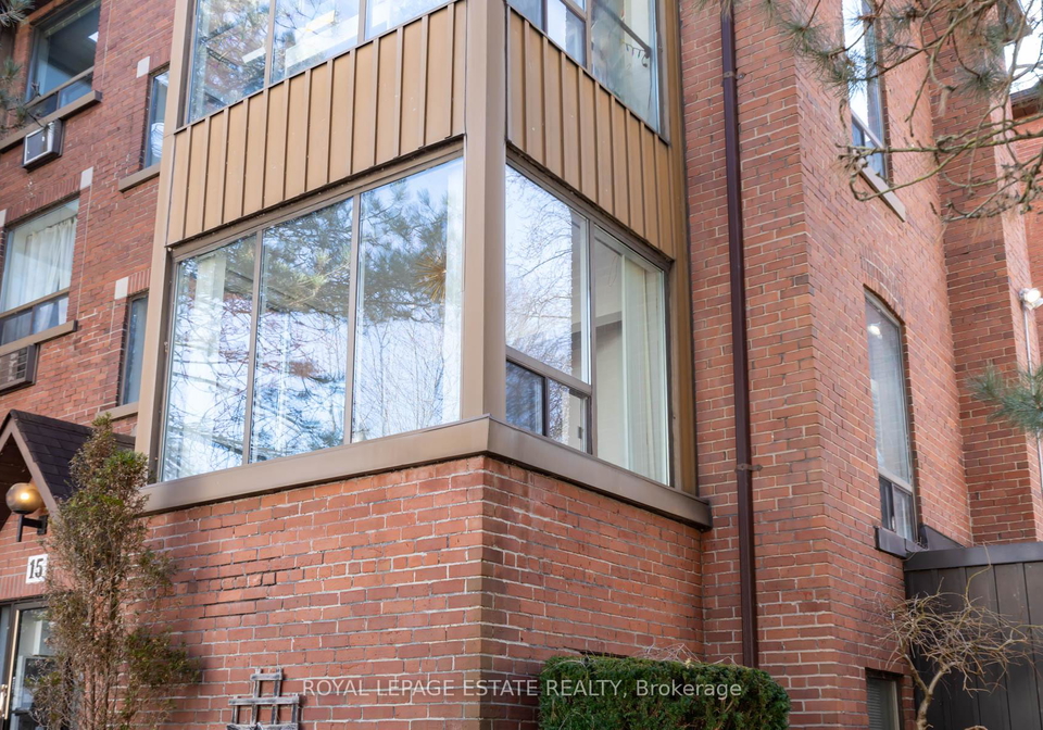 15-violet-avenue-toronto-ontario-e12084691