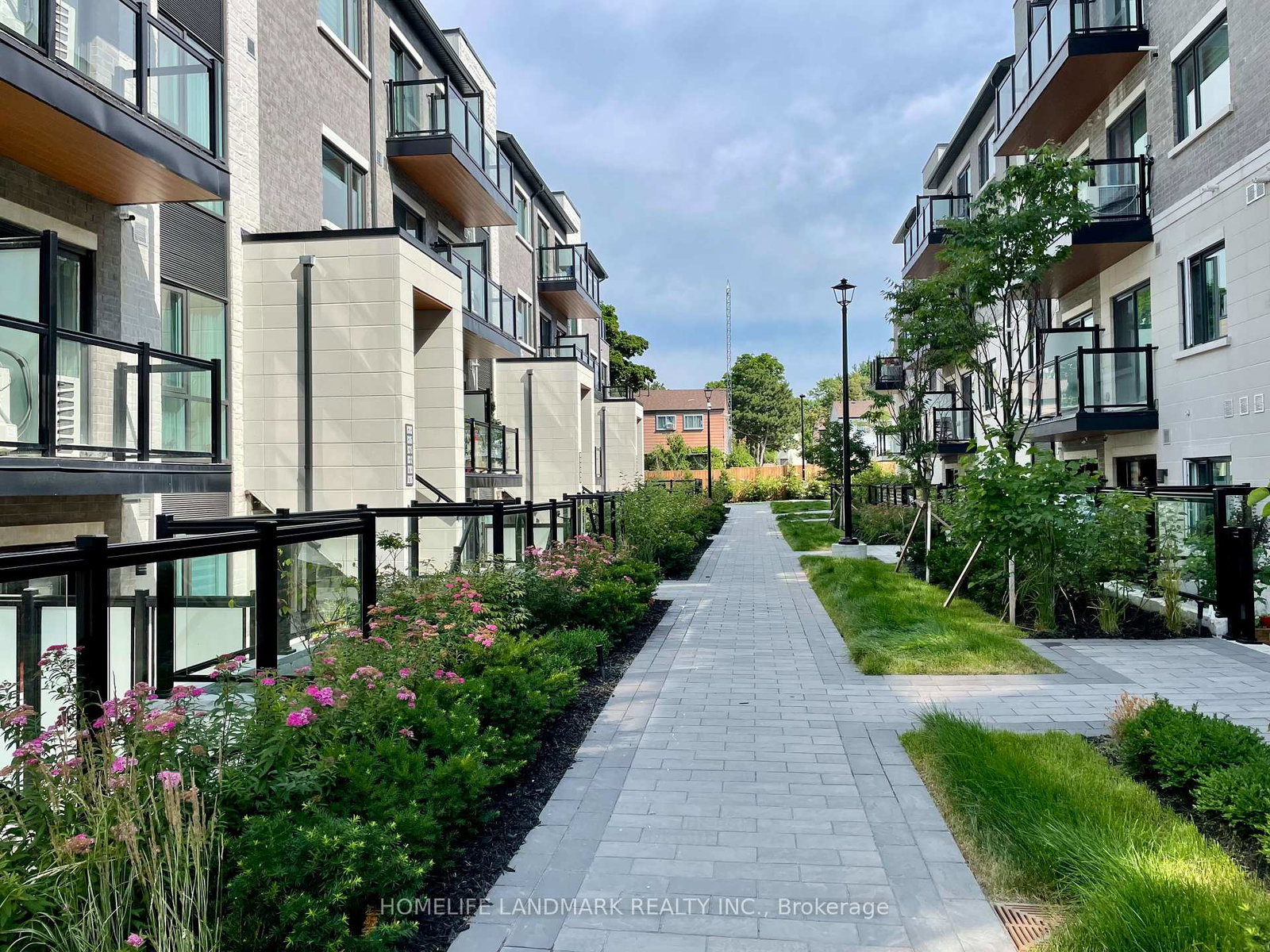 50-morecambe-gate-scarborough-ontario-e12085214