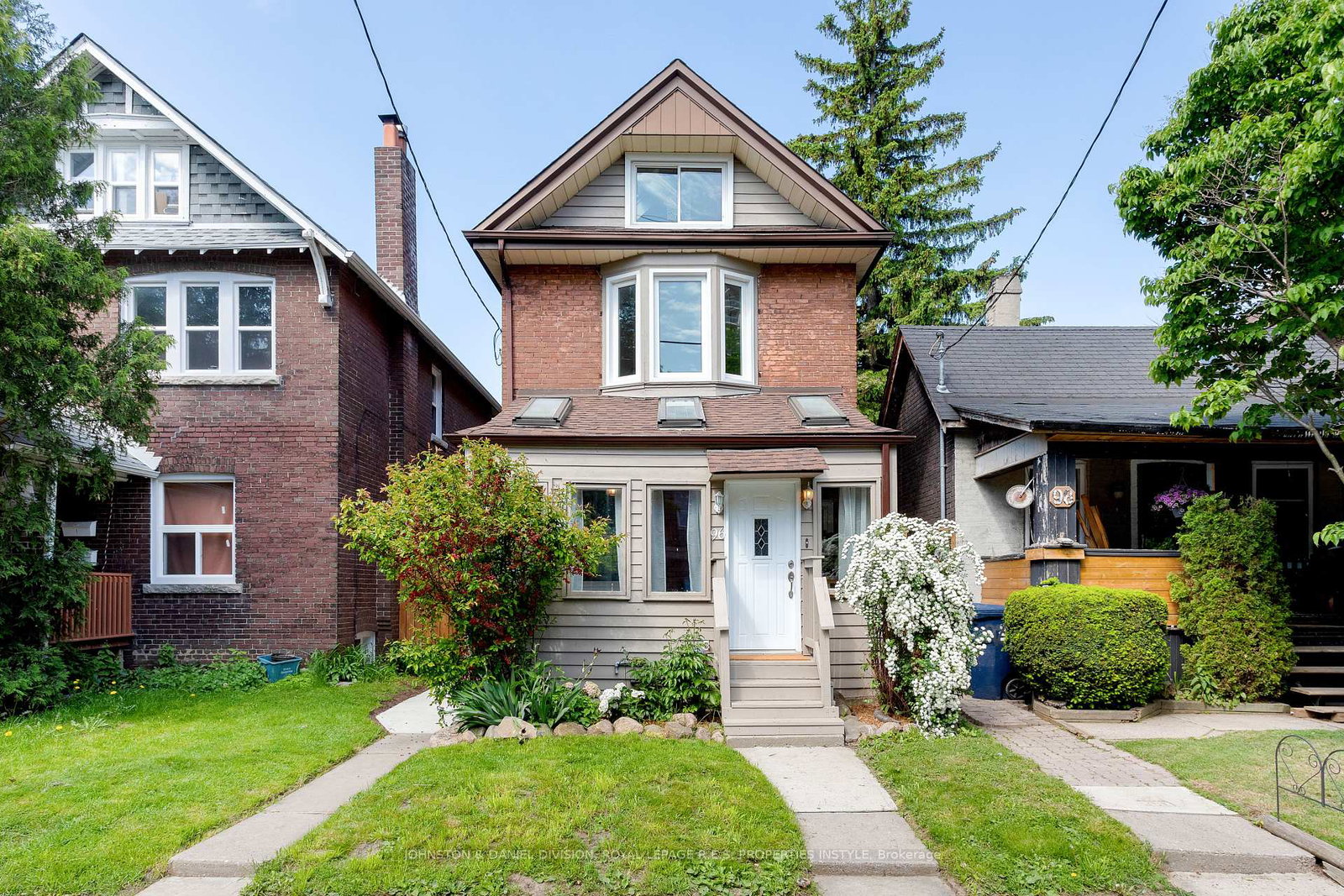 96-barrington-avenue-east-york-ontario-e12086179