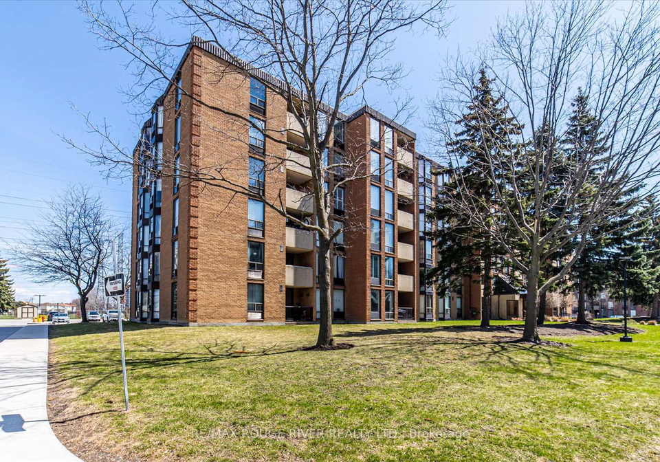 1535-diefenbaker-court-pickering-ontario-e12088014