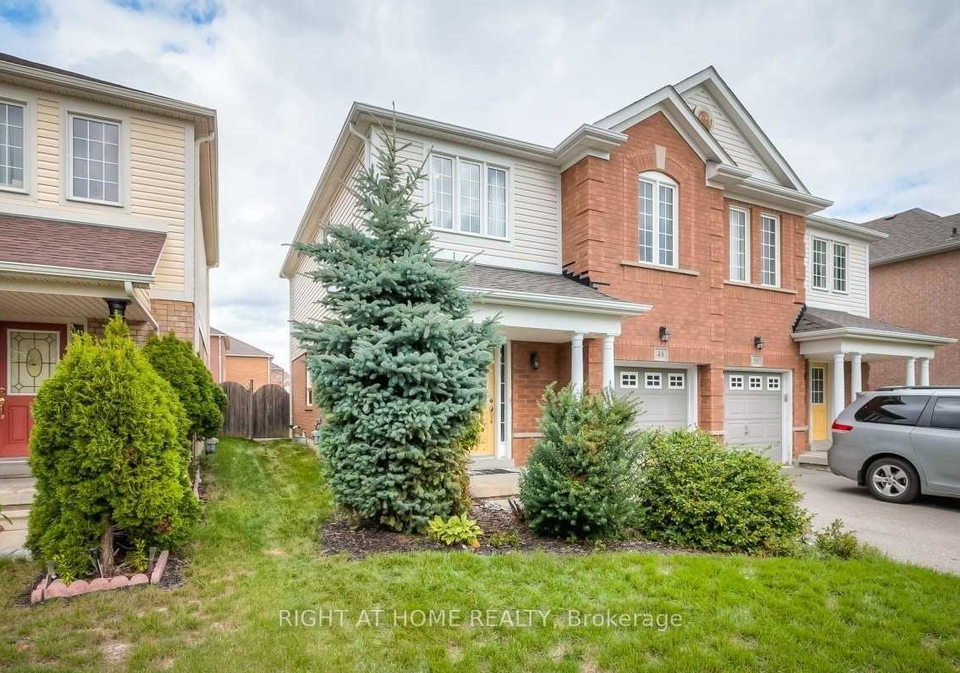 48-hornsell-circle-ajax-ontario-e12090803