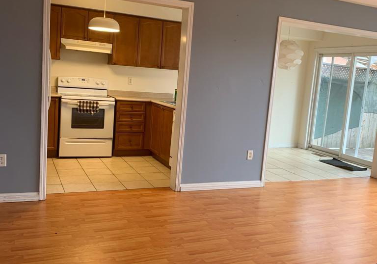8892-sheppard-avenue-e-scarborough-ontario-e12093585