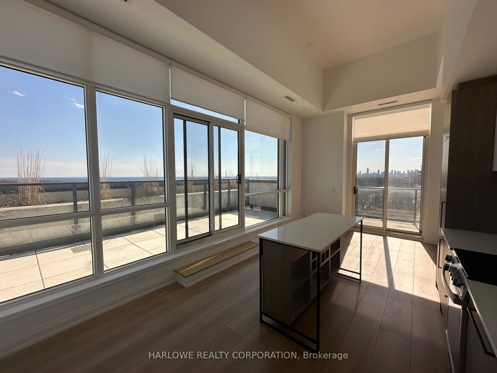 2369-danforth-avenue-toronto-ontario-e12095499