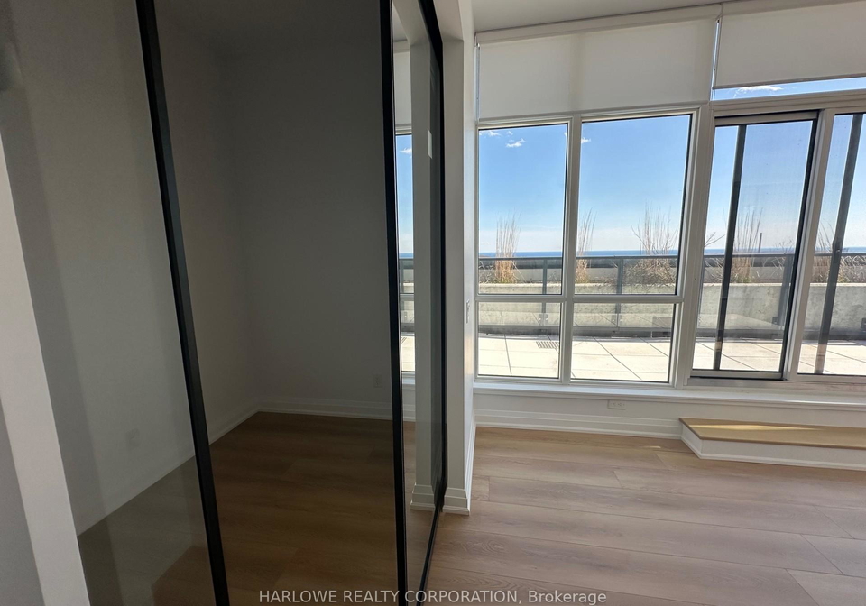 2369-danforth-avenue-toronto-ontario-e12095499