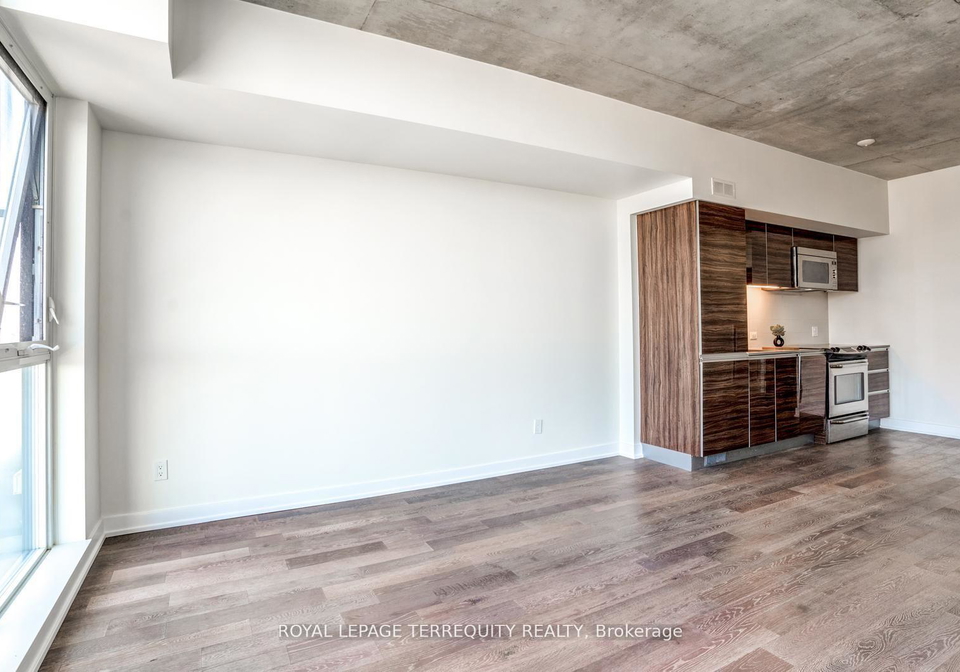 1190-dundas-street-e-toronto-ontario-e12103153