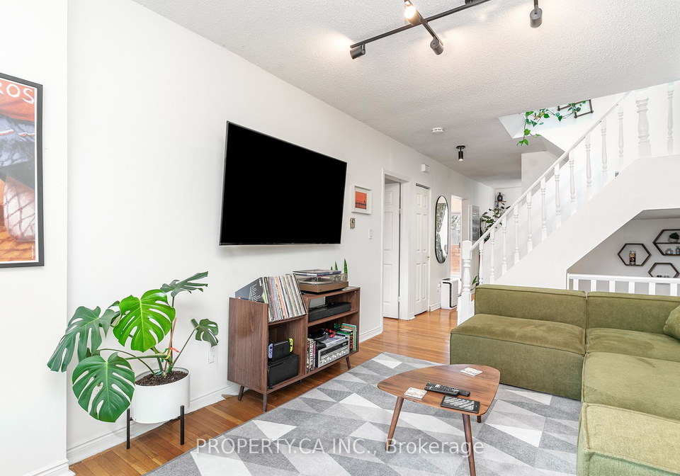 29-victor-avenue-toronto-ontario-e12103374