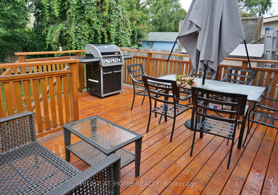 653-cosburn-avenue-east-york-ontario-e12103900