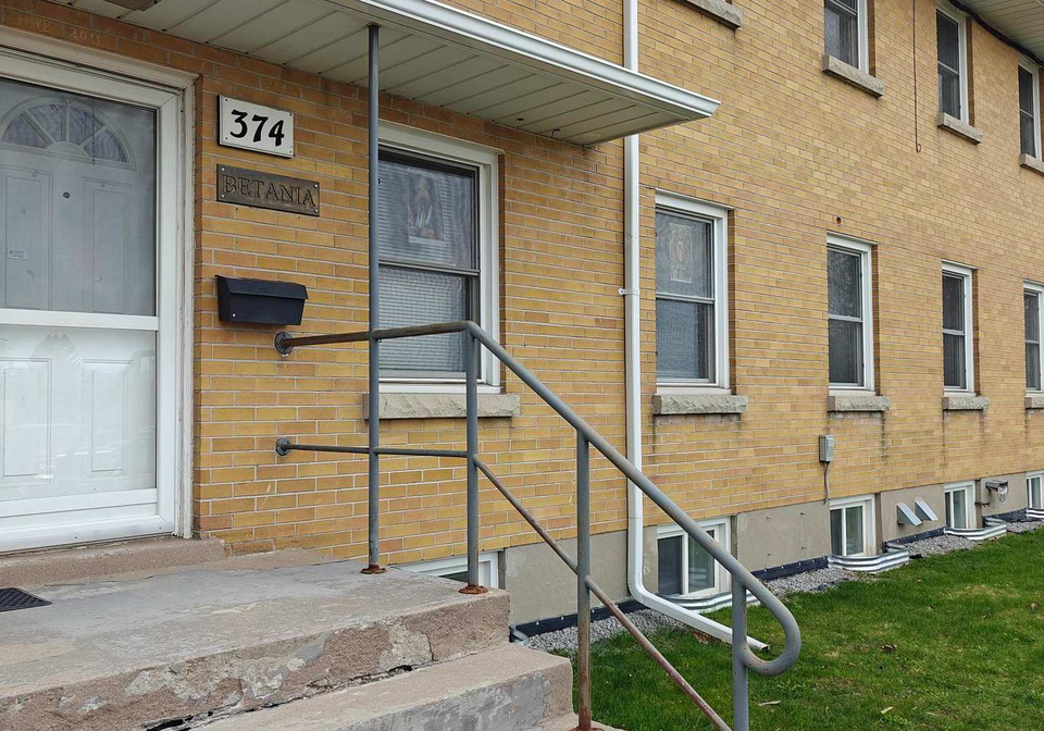 374-central-park-boulevard-s-oshawa-ontario-e12104489