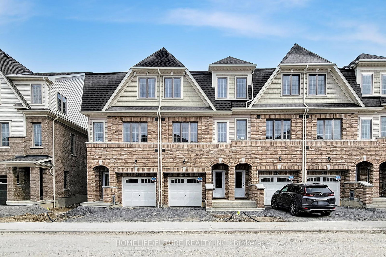 247-danzatore-path-oshawa-ontario-e12108821