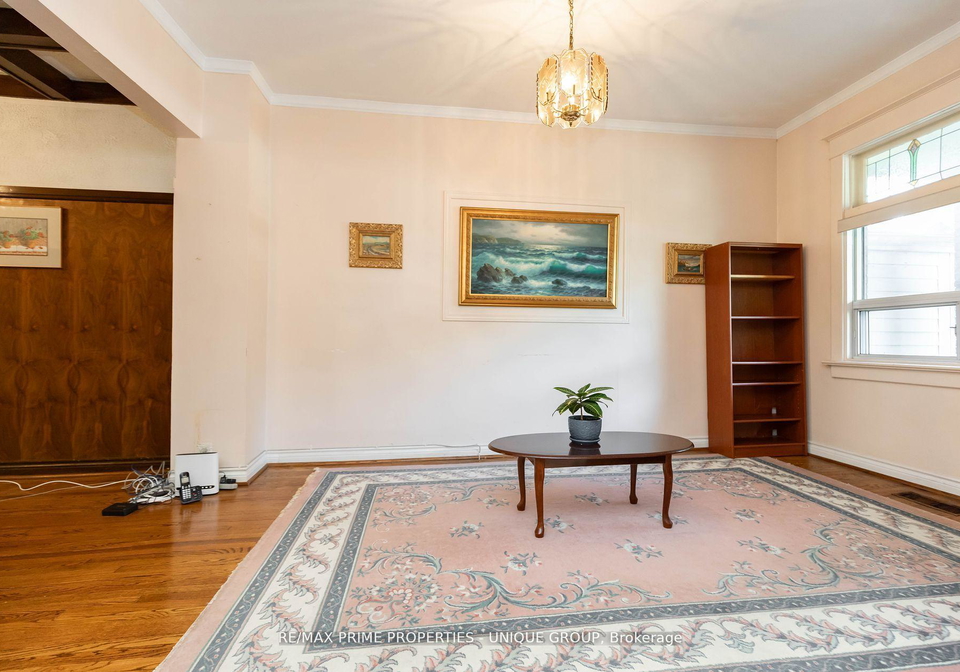 21-cambridge-avenue-east-york-ontario-e12109756
