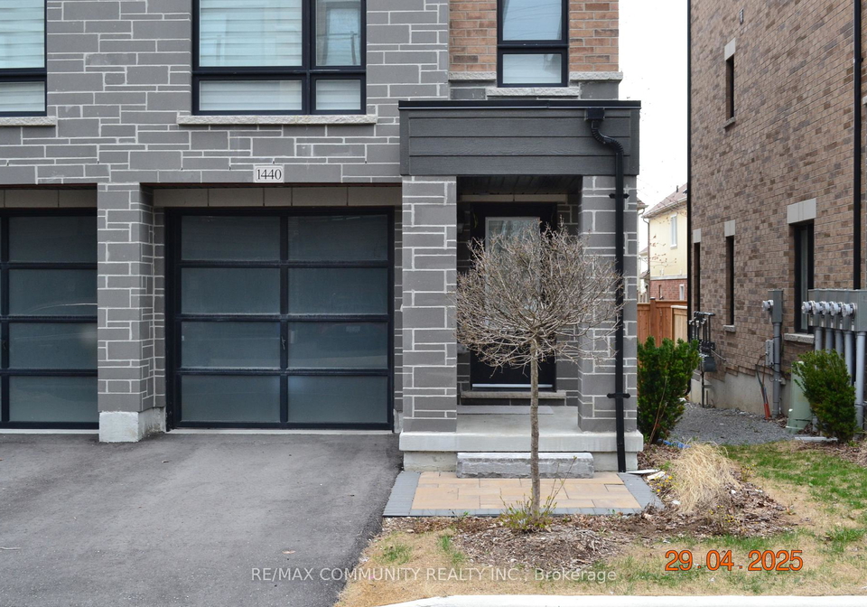 1440-coral-springs-path-oshawa-ontario-e12112168