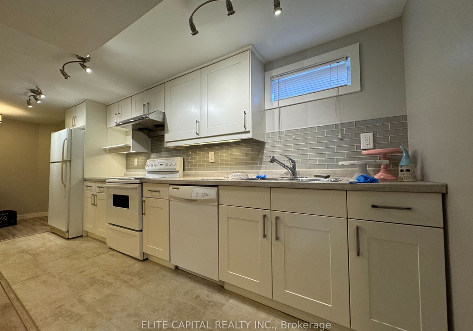 11-rotherglen-road-s-ajax-ontario-e12116383
