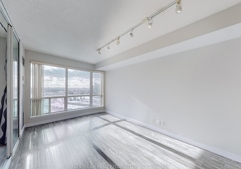 18-lee-centre-drive-scarborough-ontario-e12116896