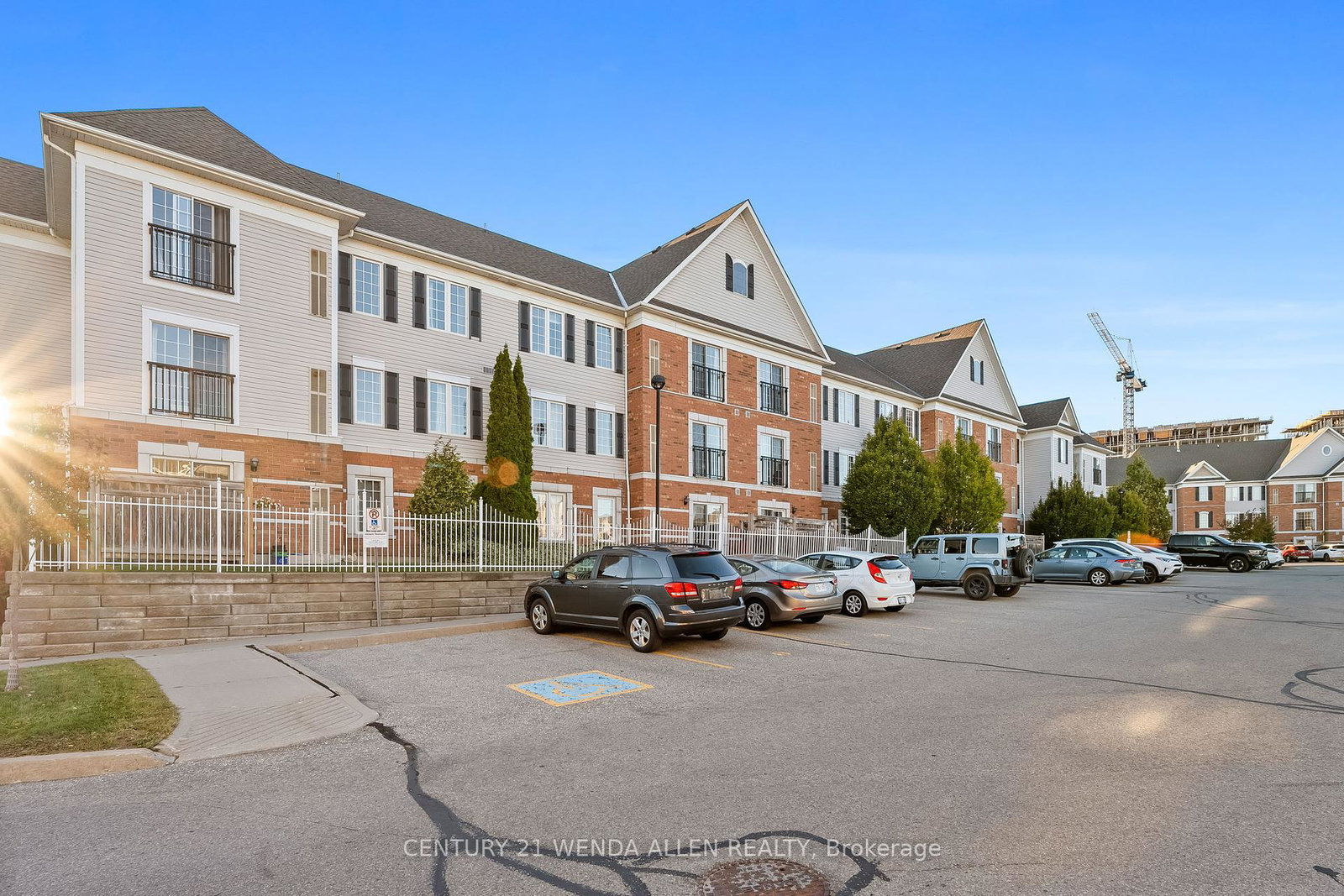 98-aspen-spring-drive-clarington-ontario-e12116927