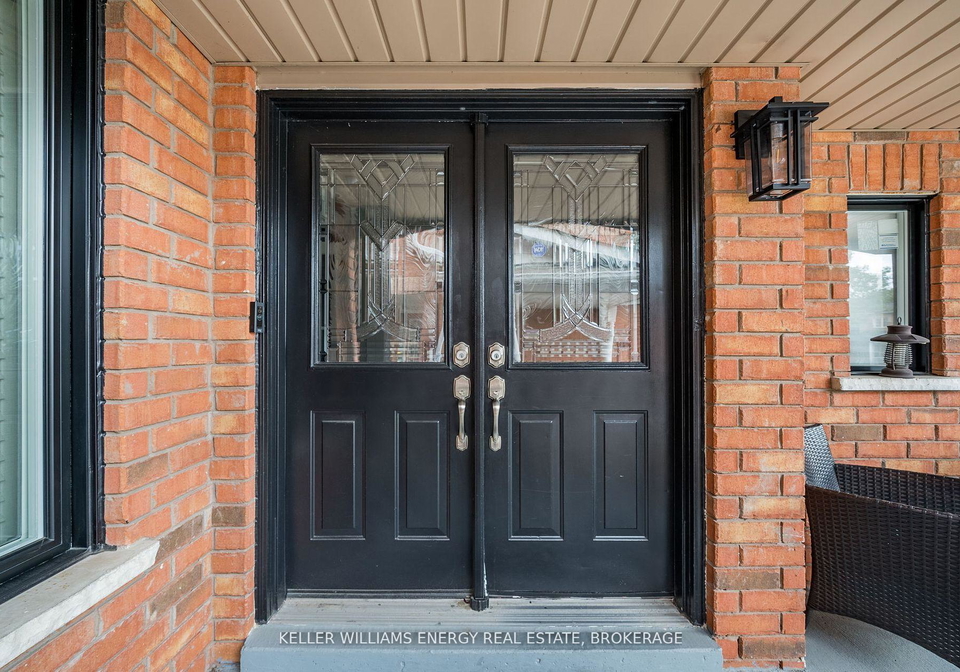 41-underwood-drive-whitby-ontario-e12117143