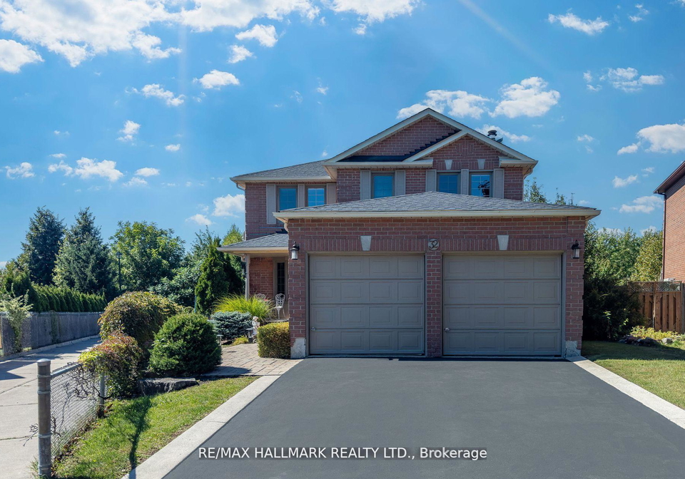32-noake-crescent-ajax-ontario-e12120556