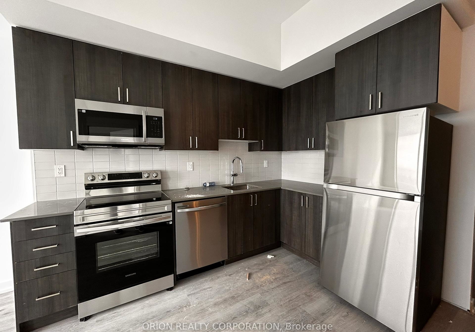 1435-celebration-drive-pickering-ontario-e12121278