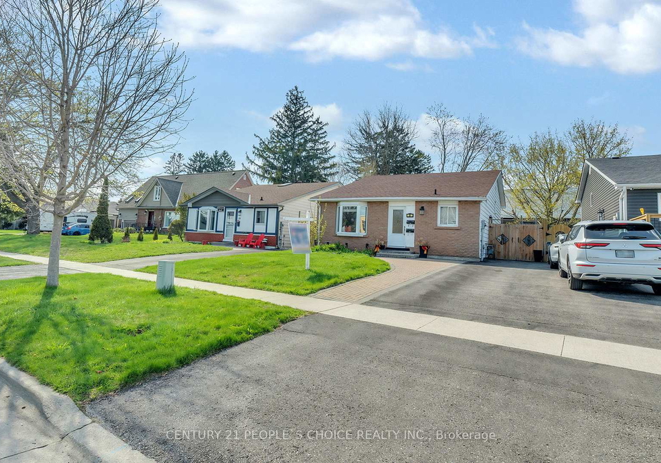 24-grassmere-court-oshawa-ontario-e12121352