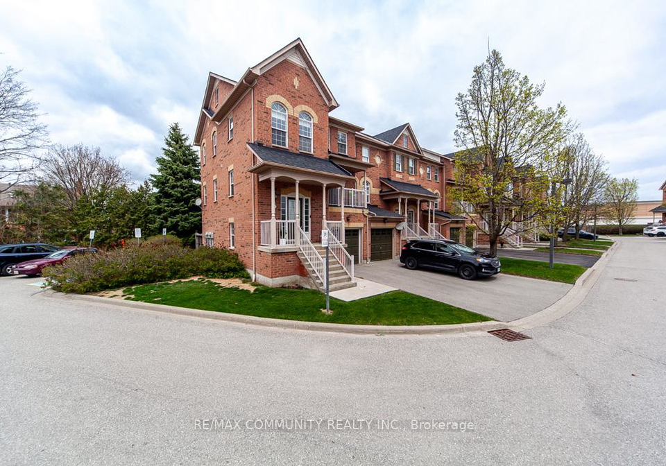 575-steeple-hill-pickering-ontario-e12123622