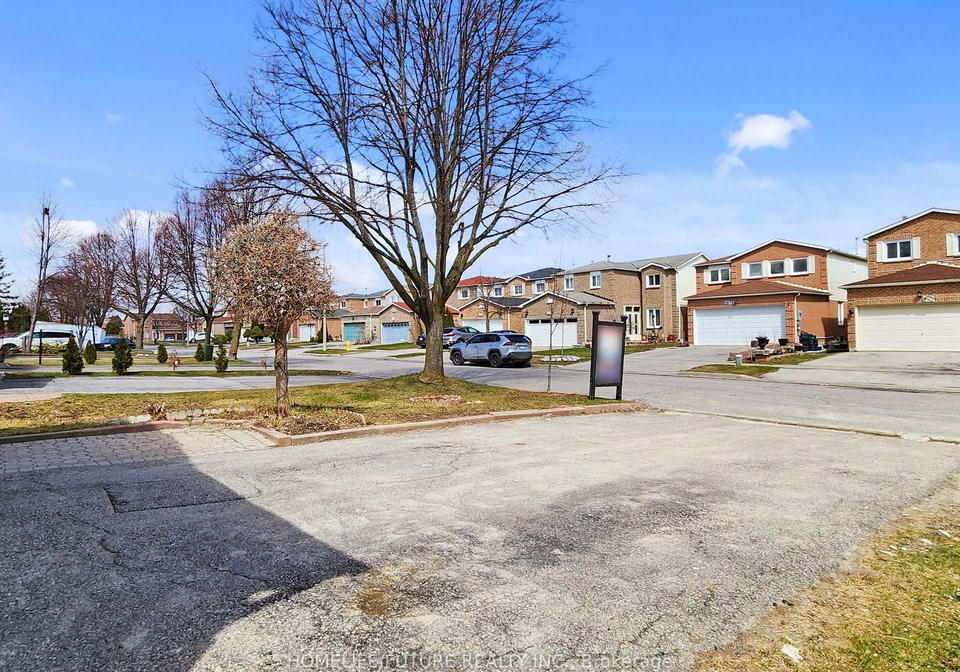 1672-beaton-way-pickering-ontario-e12126128