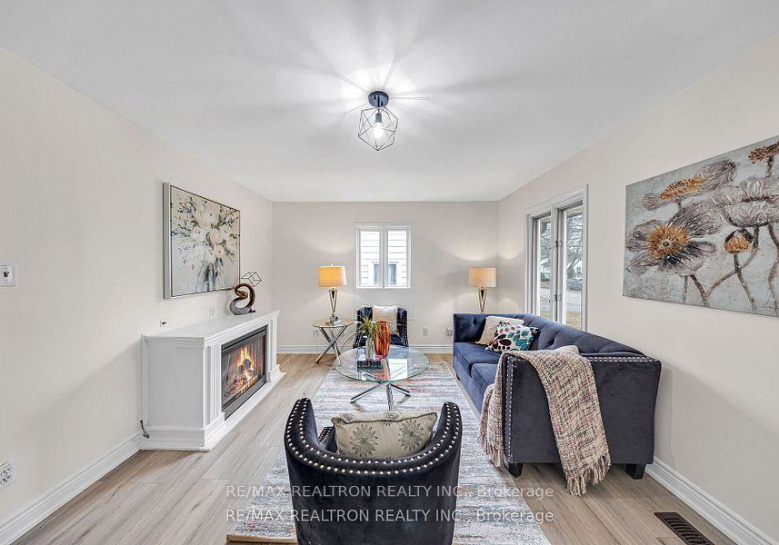 8-maple-street-ajax-ontario-e12126969
