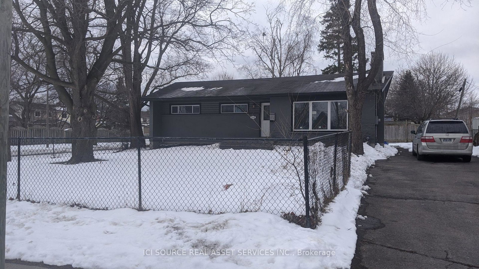 1152-cedar-street-oshawa-ontario-e12127082