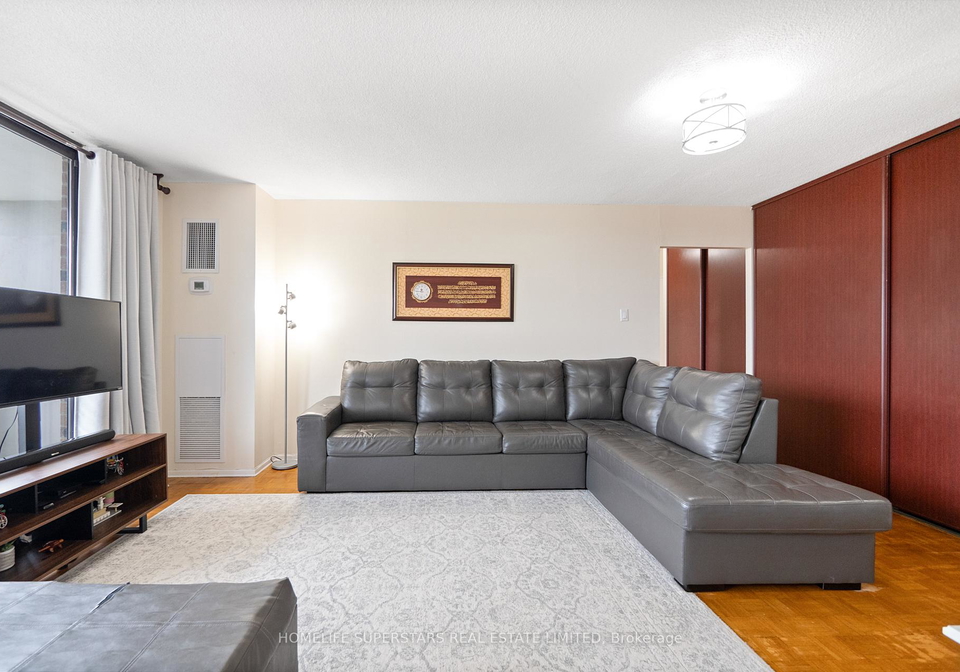 301-prudential-drive-scarborough-ontario-e12128639