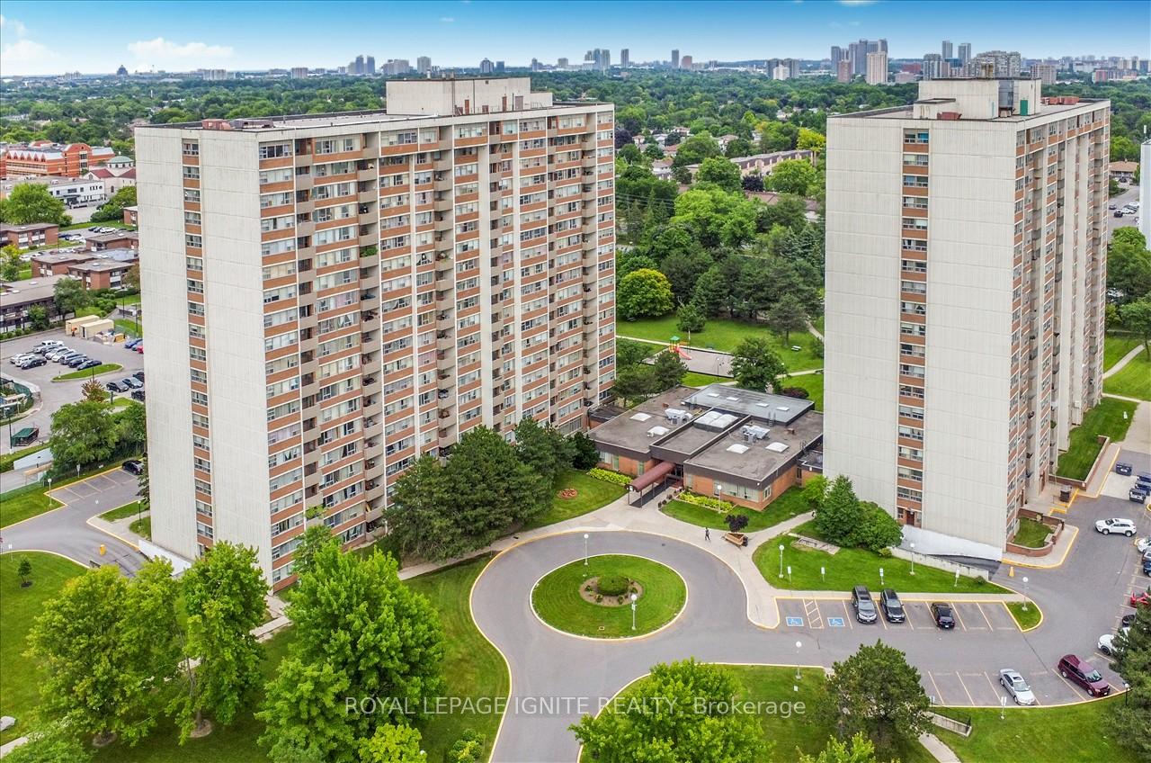 25-silver-springs-boulevard-scarborough-ontario-e12132315