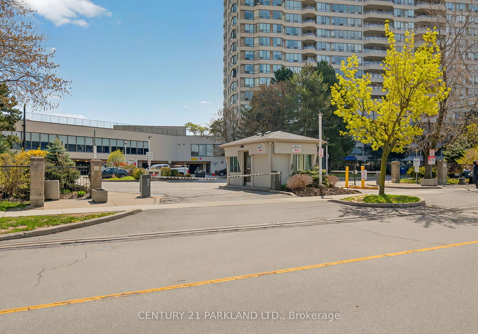 5-greystone-walk-drive-scarborough-ontario-e12133460