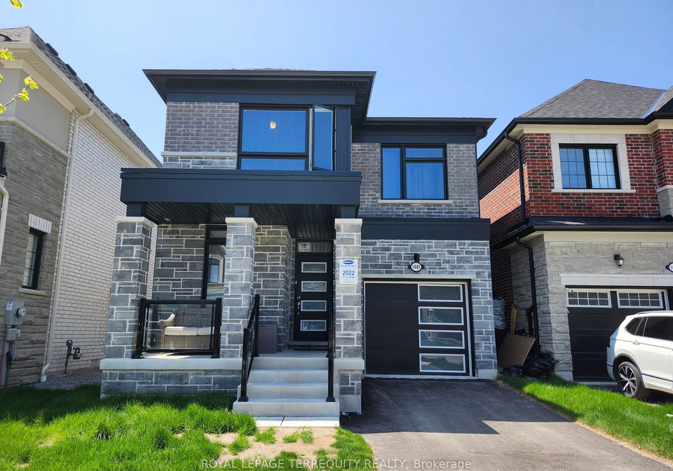 1481-mockingbird-square-pickering-ontario-e12133926