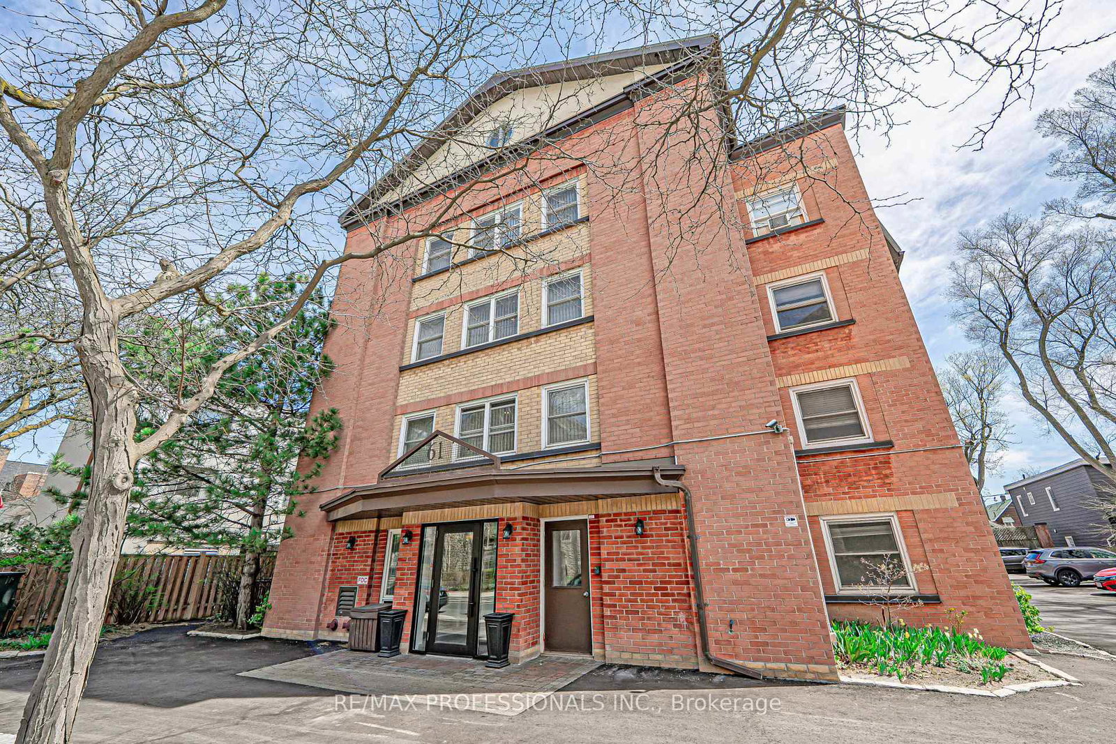 61-main-street-toronto-ontario-e12135025