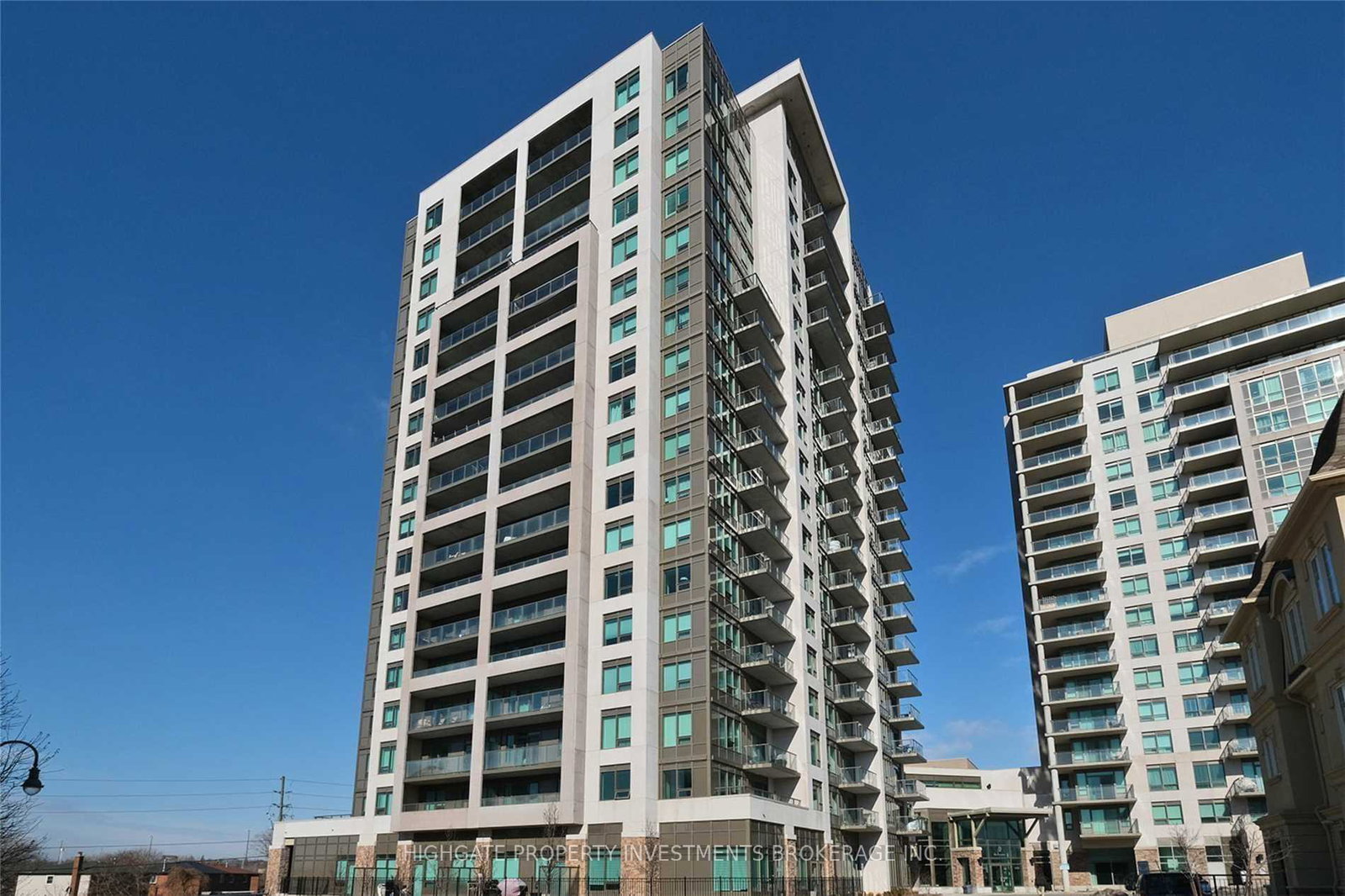 1215-bayly-street-pickering-ontario-e12135438