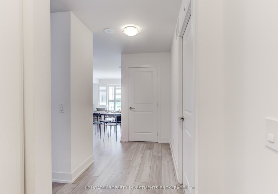 1215-bayly-street-pickering-ontario-e12135438