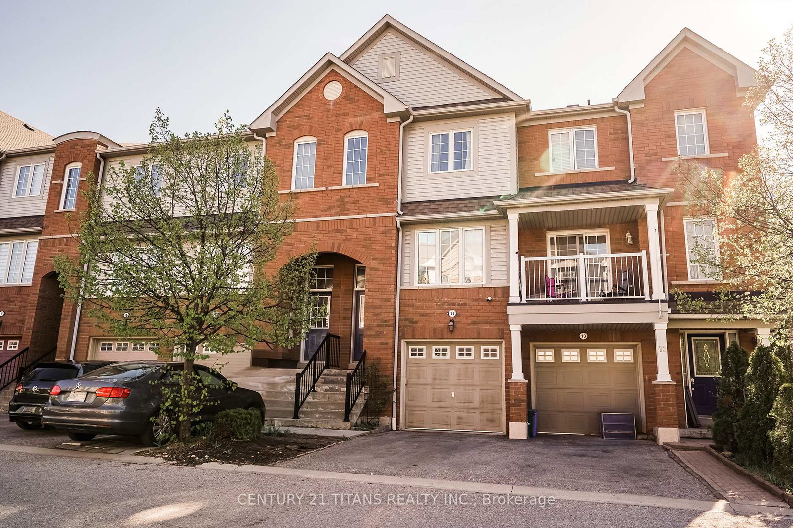 11-ventura-lane-ajax-ontario-e12135509