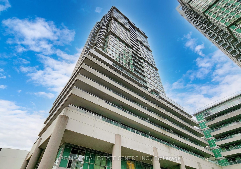 60-tower-centre-court-scarborough-ontario-e12137235
