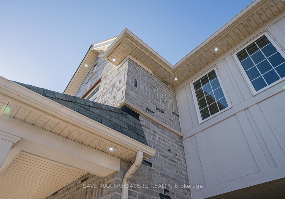 12-bazin-road-ajax-ontario-e12138585