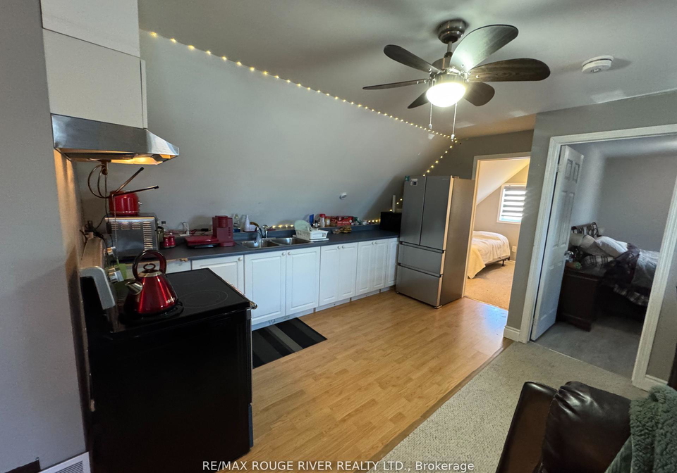 319-dover-court-oshawa-ontario-e12138674