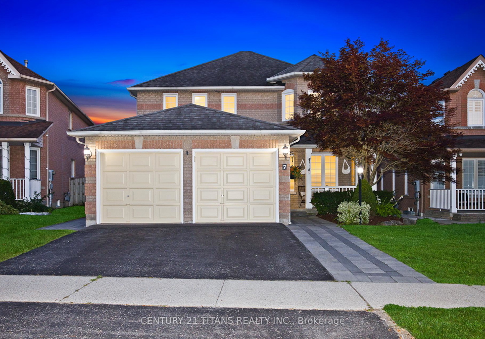7-annie-crescent-ajax-ontario-e12138883