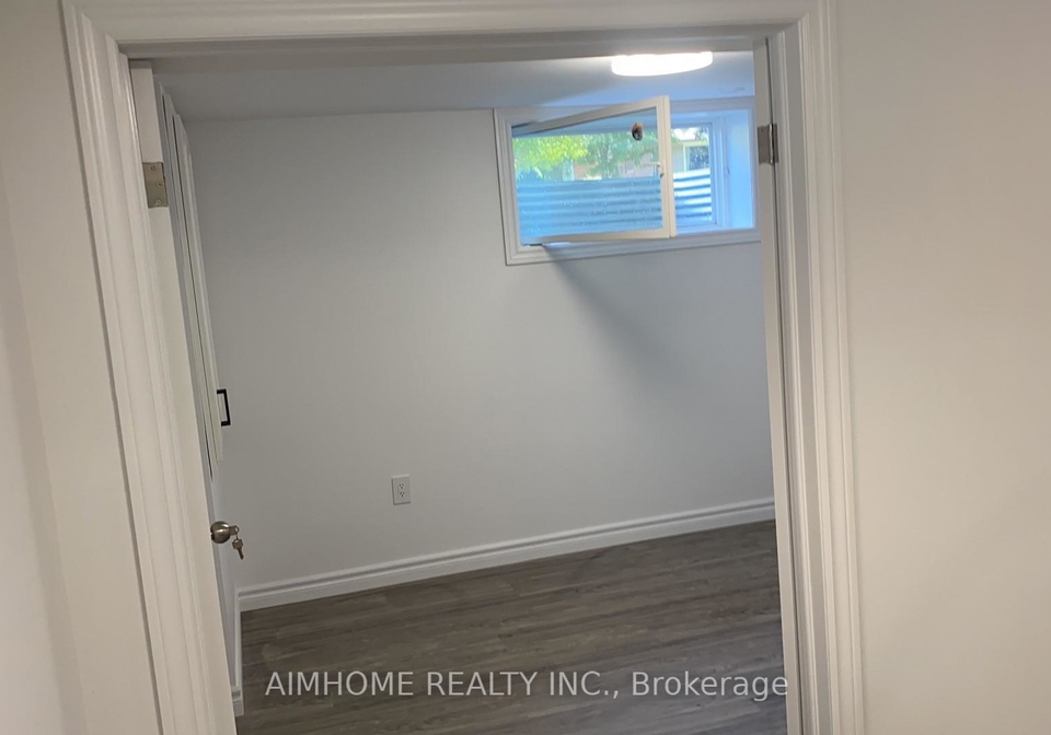 60-meldazy-drive-scarborough-ontario-e12139300