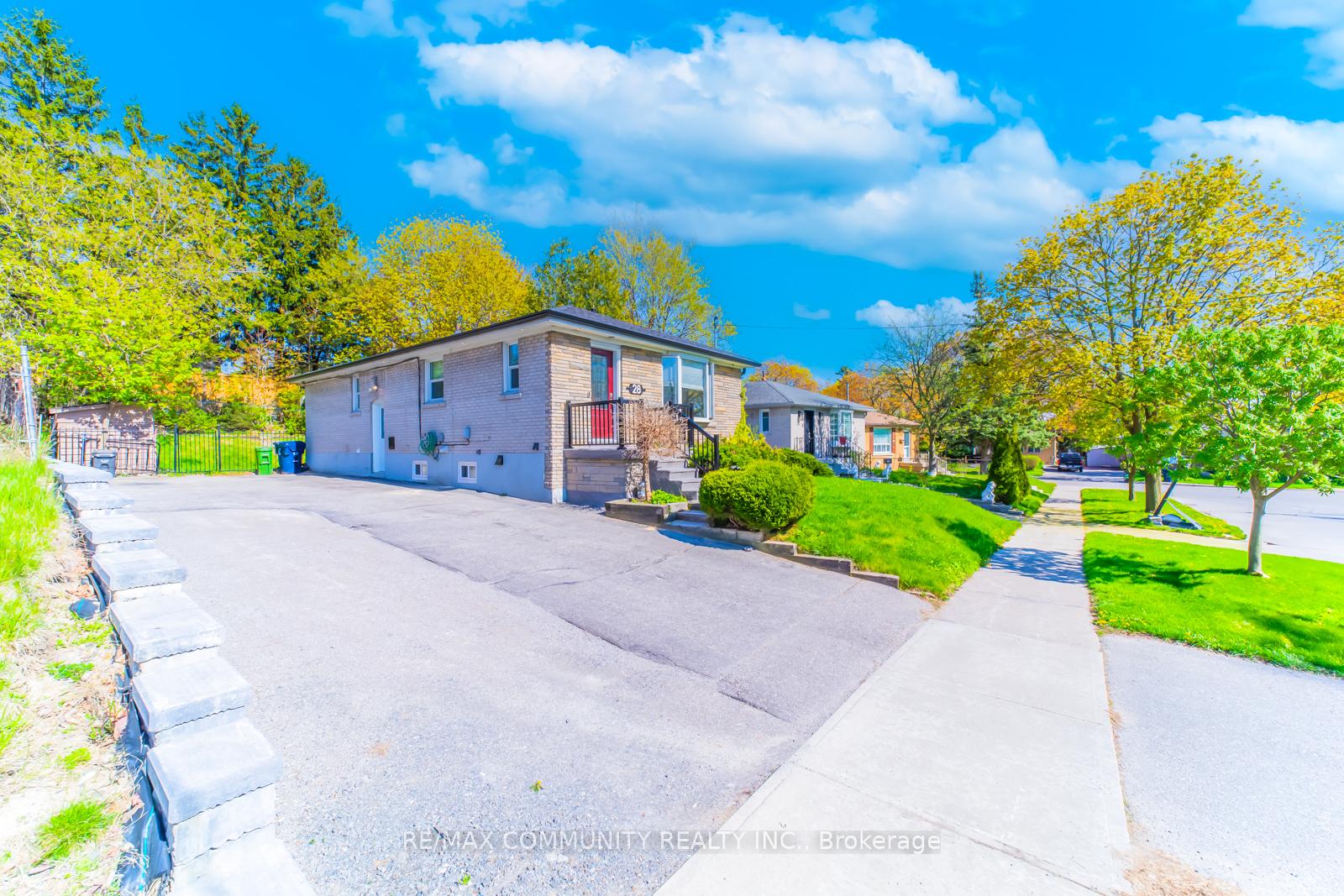 28-benhur-crescent-scarborough-ontario-e12139879