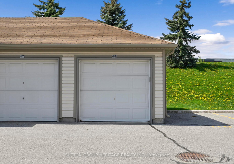 124-aspen-springs-drive-clarington-ontario-e12143404