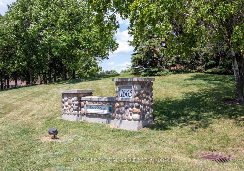 1665-parkway-w-pickering-ontario-e12146588