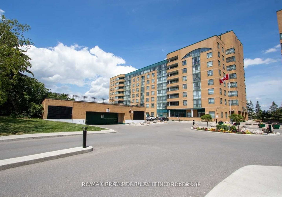 1665-parkway-w-pickering-ontario-e12146588