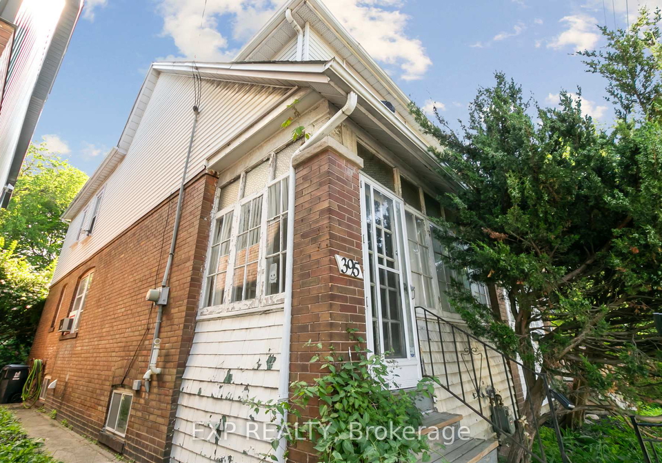 395-woodbine-avenue-toronto-ontario-e12147281