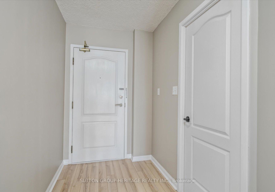 712-rossland-road-e-whitby-ontario-e12147507