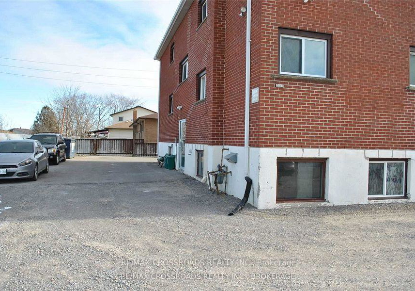 390-dean-avenue-oshawa-ontario-e12151564