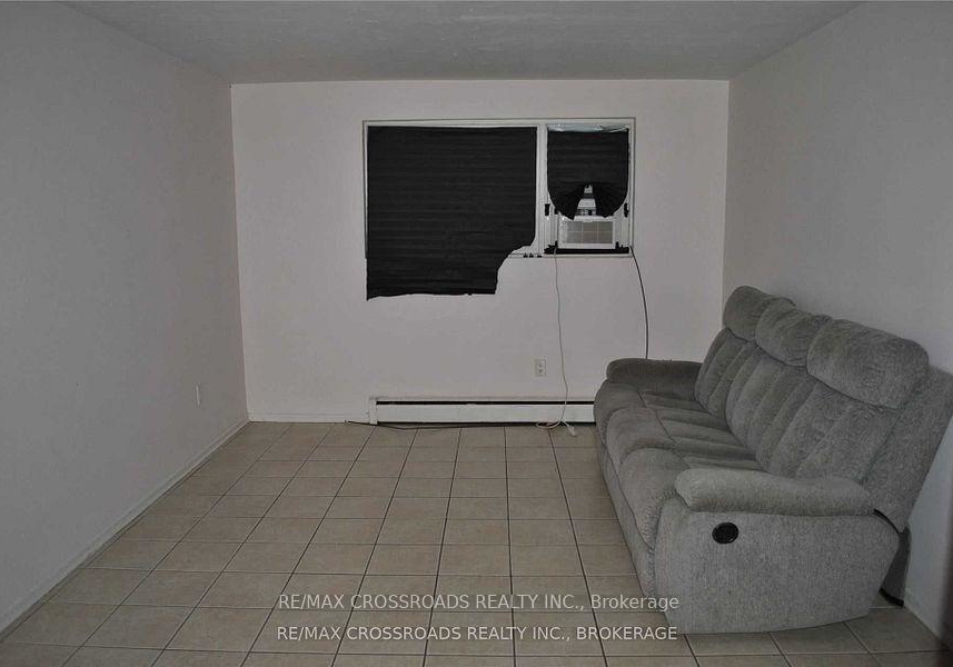 390-dean-avenue-oshawa-ontario-e12151564