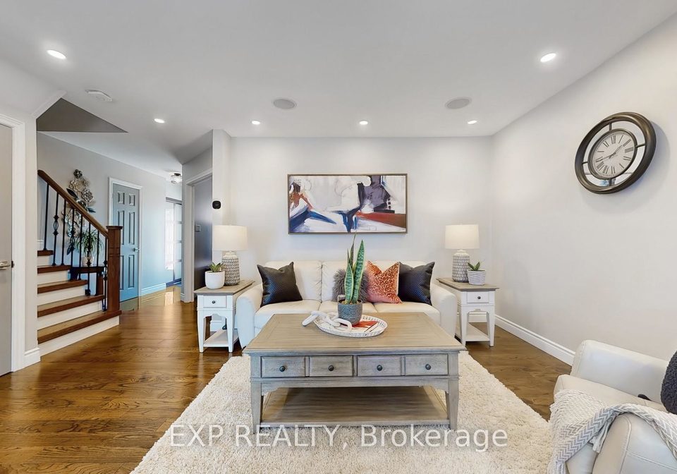 48-large-crescent-ajax-ontario-e12153943